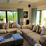Q In Fresnaye