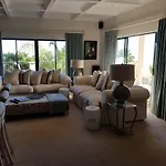Q In Fresnaye