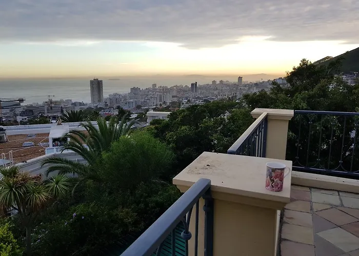 Q In Fresnaye