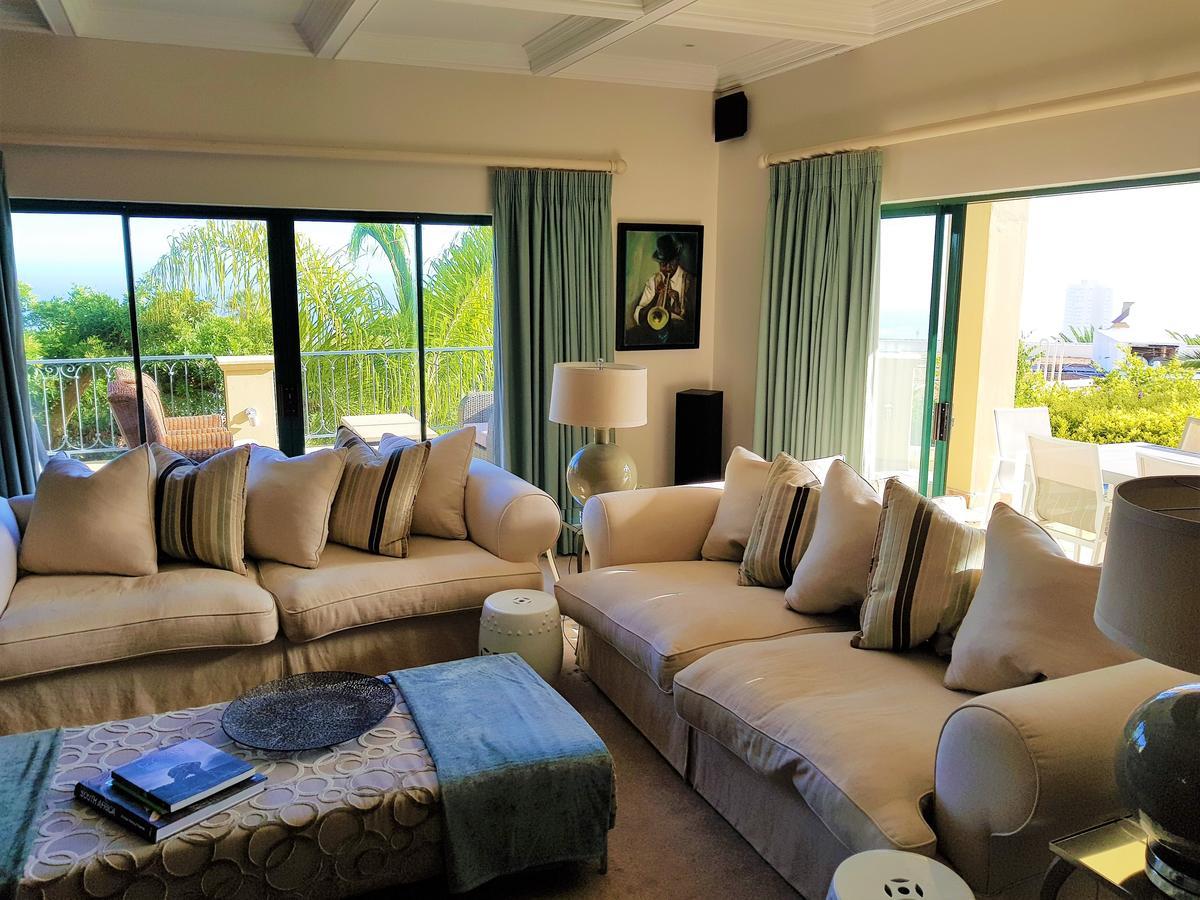 Q In Fresnaye Guest house Cape Town